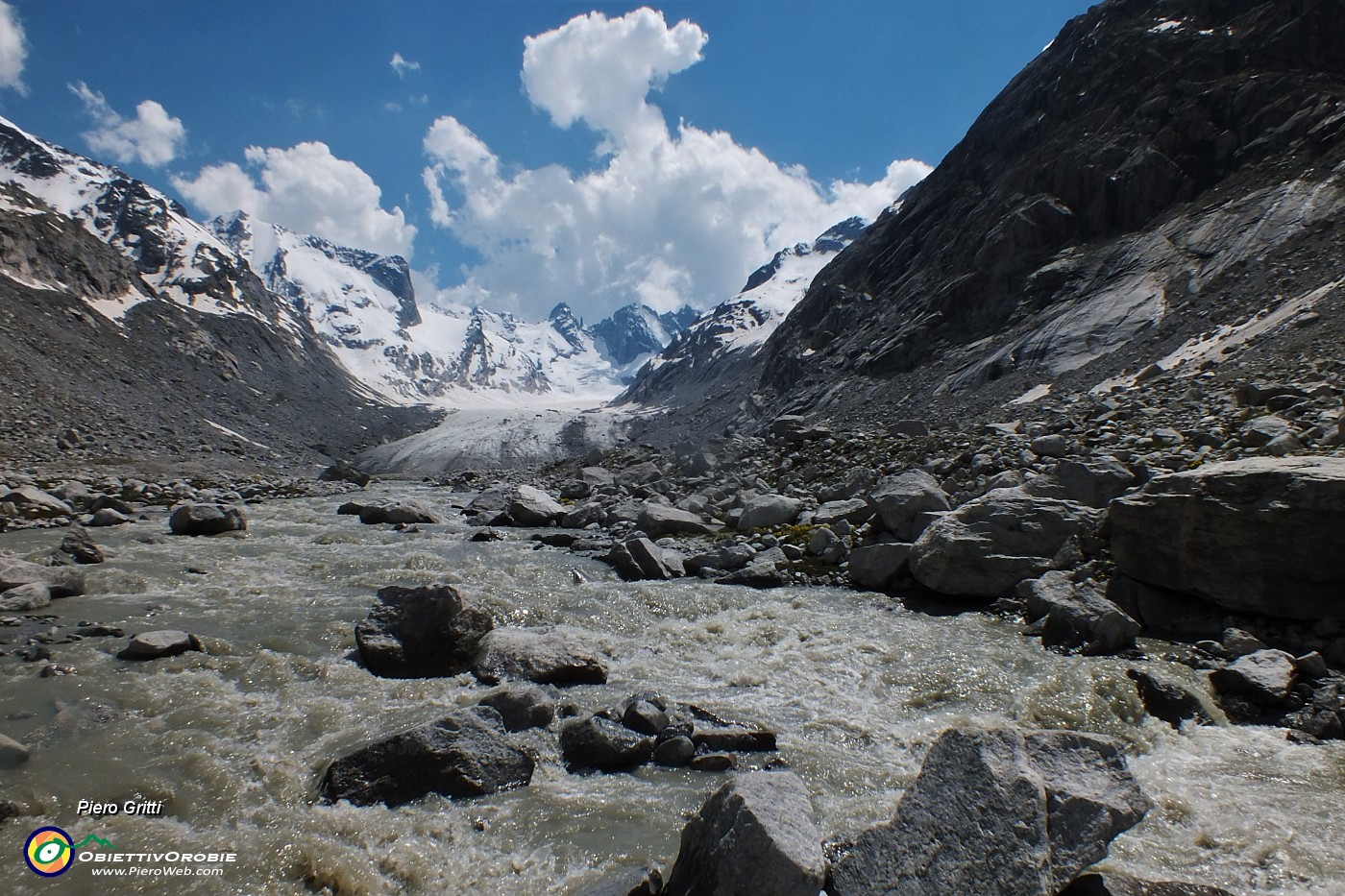 53 Torrente glaciale Orlegna gonfio d'acqua .JPG